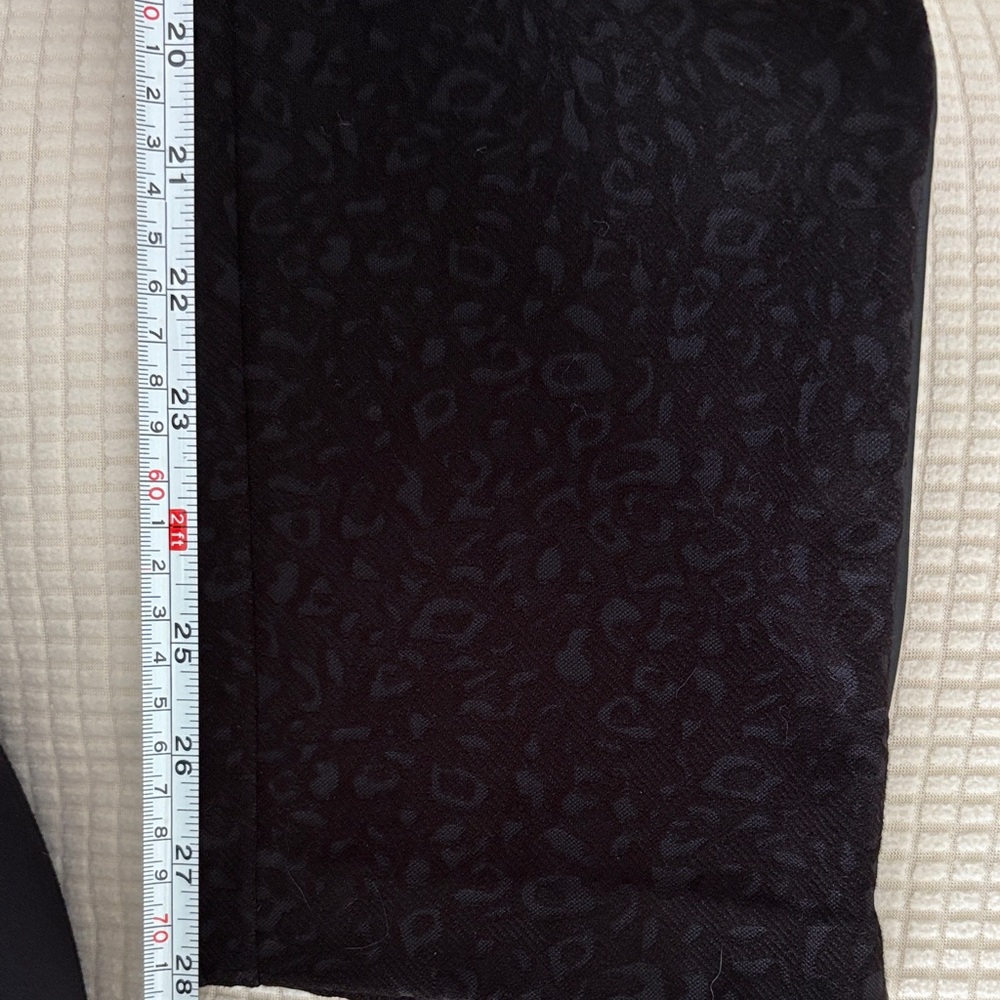 Chico's Black Textured Dress Pantssize 0.5 - Picture 9 of 9